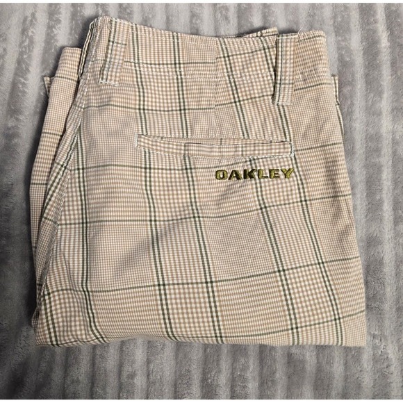 Oakley Mens Plaid Chino Shorts Tan Green Size 33 Cotton Casual Summer Golf. 675 - Picture 7 of 7